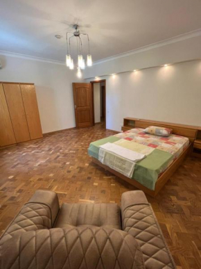 F1 formula best view and location apartment